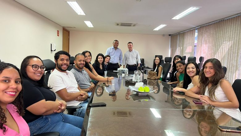 Alunos da Universidade Católica de Brasília visitam o Coren-DF