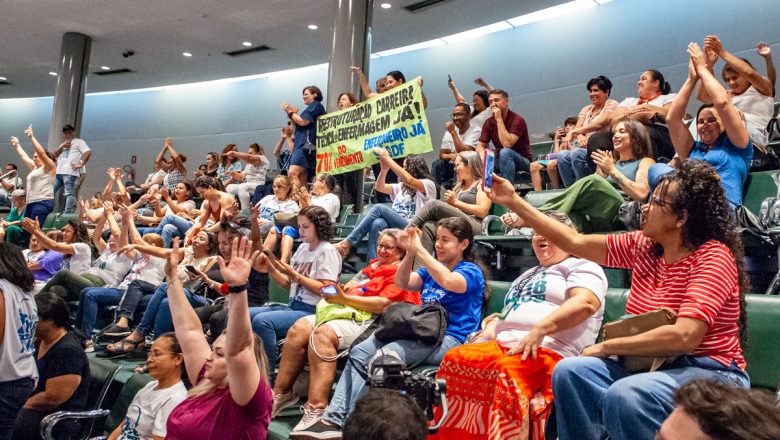 Câmara Legislativa aprova reestruturação da carreira e reajuste salarial para técnicos de Enfermagem