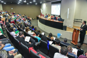 Comissão de Saúde da Mulher do Coren-DF participa do Congresso de Inovação, Ensino e Pesquisa, do IgesDF