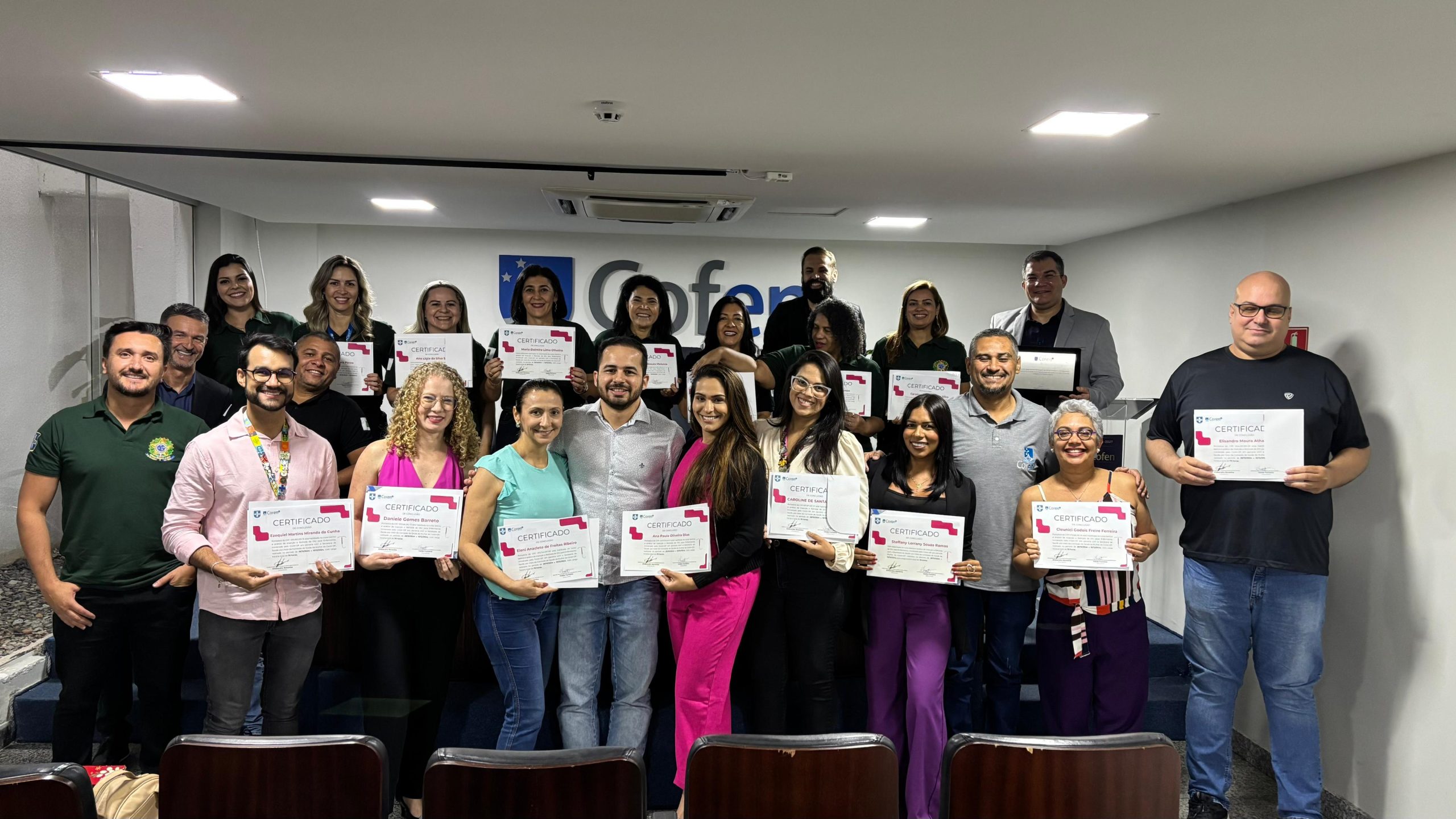 Primeira turma habilitada para inserção de DIU celebra conquista em cerimônia especial