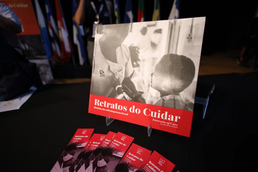 Livro está disponivel na multiplataforma Cofenplay
